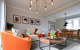 Reduced Rates For Weekly, Monthly And Longer Stays